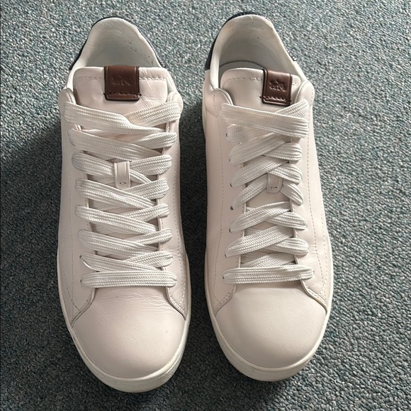 Coach White Minimalist Sneakers with Leather Upper - Picture 1 of 6